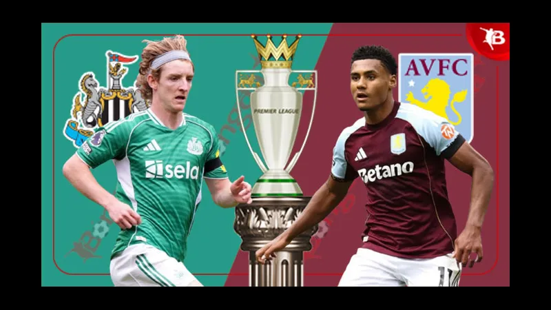Cầu thủ Newcastle và Aston Villa tranh chấp bóng trên sân cỏ