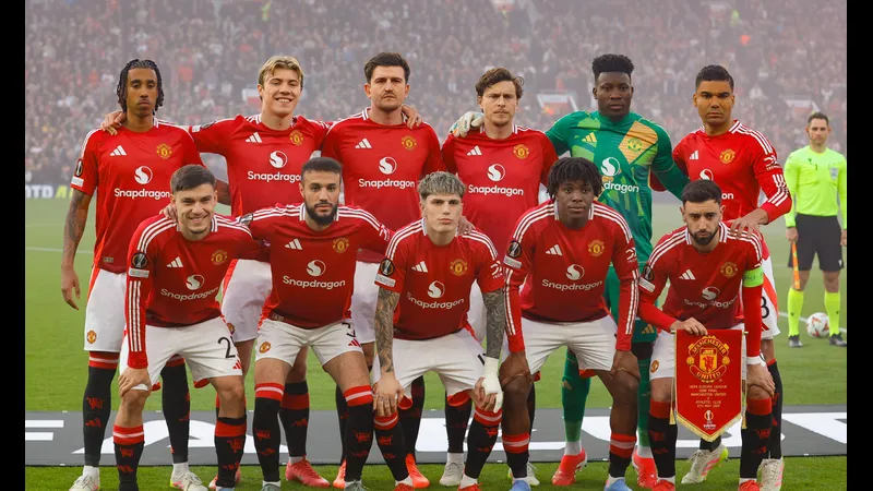 Cầu thủ MU nỗ lực chống lại sự áp đảo của West Ham